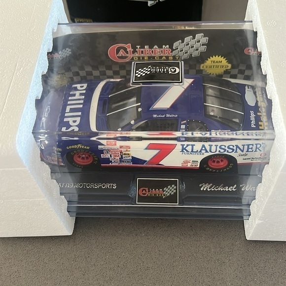 Michael Waltrip #7 1999 Monte Carlo 1:24 Team Caliber Diecast - Picture 2 of 6
